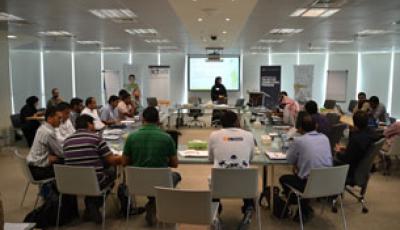 Better Connections Program Trains Volunteers on Delivering ICT Skills to Transient Laborers