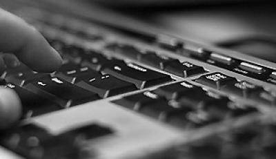 Sharing Digital Content in the Arab World