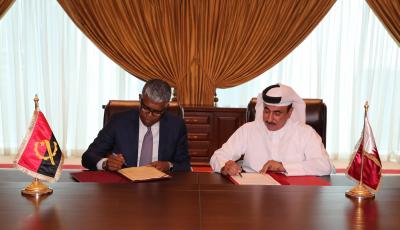 Minister, Angolan Transport Minister Sign Air Transport Agreement