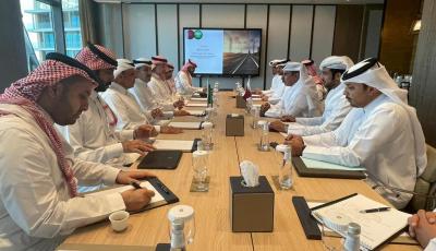 Minister Meets with Saudi Transport and Logistic Services Minister