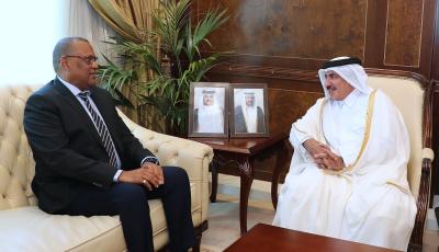Minister Meets with Seychelles Counterpart