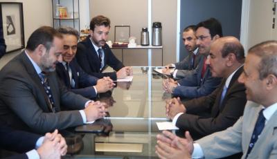 Minister Meets with Spain Development Minister
