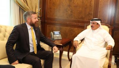 Minister Meets with Switzerland Ambassador