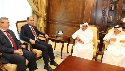 Minister meets with Turkey Post Corporation Director-General