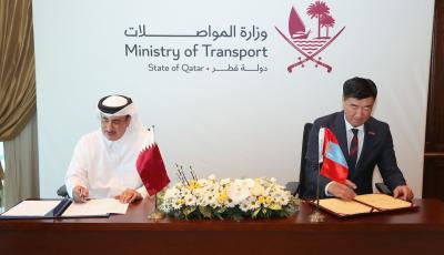 Minister, Mongolian Counterpart Sign Air Services Agreement