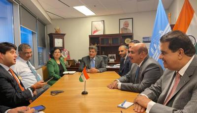 Minister Meets with India Civil Aviation Minister