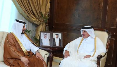 Minister Meets with Bahraini Ambassador